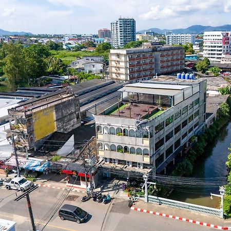Quip Bed & Breakfast Phuket Zewnętrze zdjęcie
